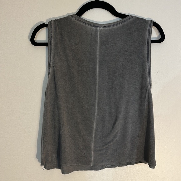 Forever 21 SUPER SOFT worn in grey burn out muscle tee tank top medium - Picture 3 of 3